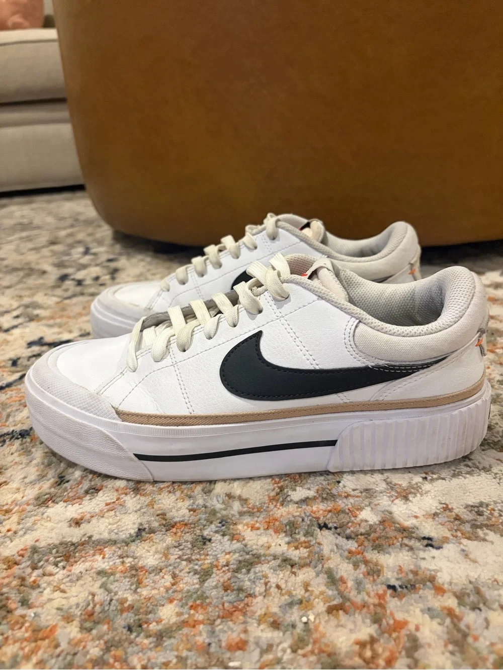 Nike Court Legacy Lift Women's Size 8.5